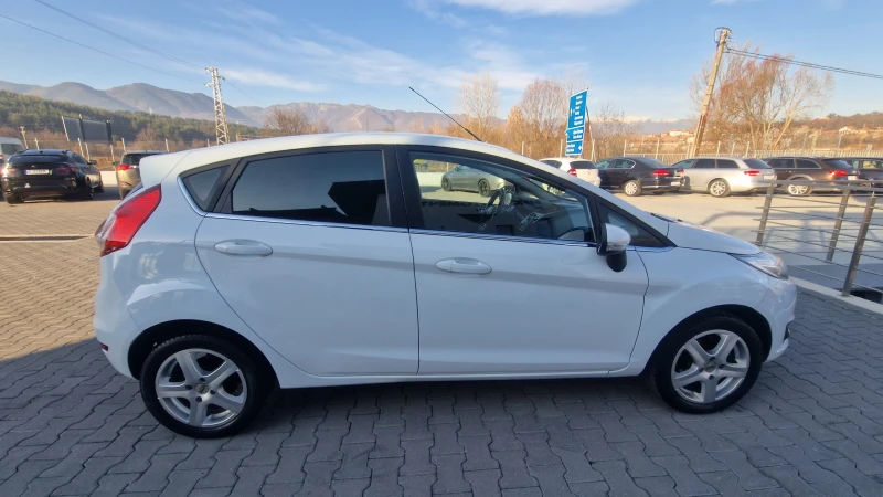 Ford Fiesta ЛИЗИНГ, снимка 7 - Автомобили и джипове - 48125331