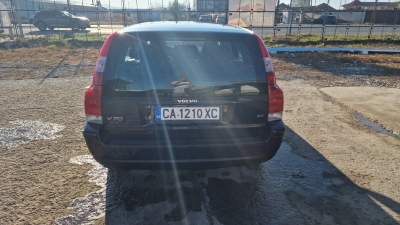 Volvo V70, снимка 6 - Автомобили и джипове - 48129749