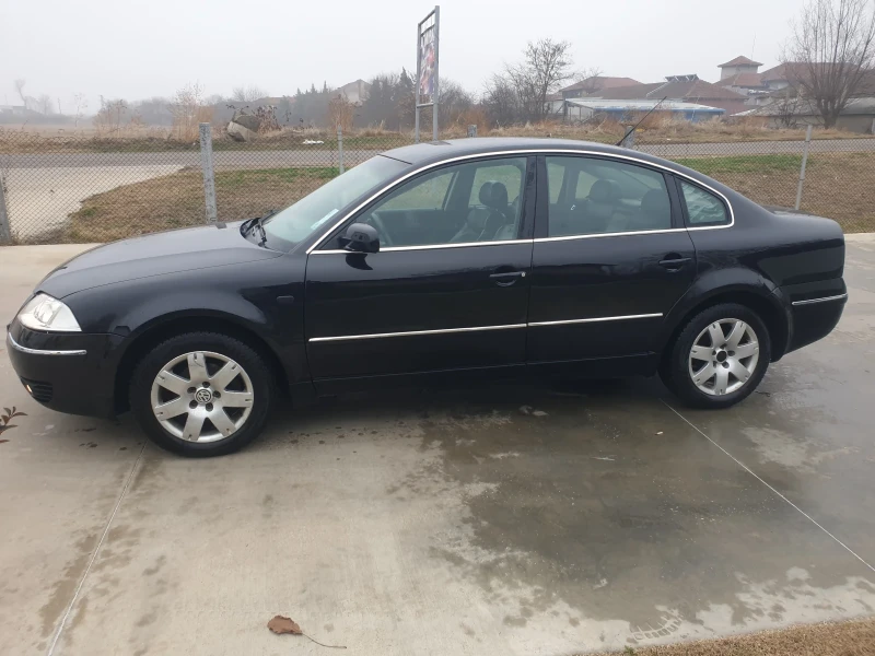 VW Passat Highline, снимка 4 - Автомобили и джипове - 48259439