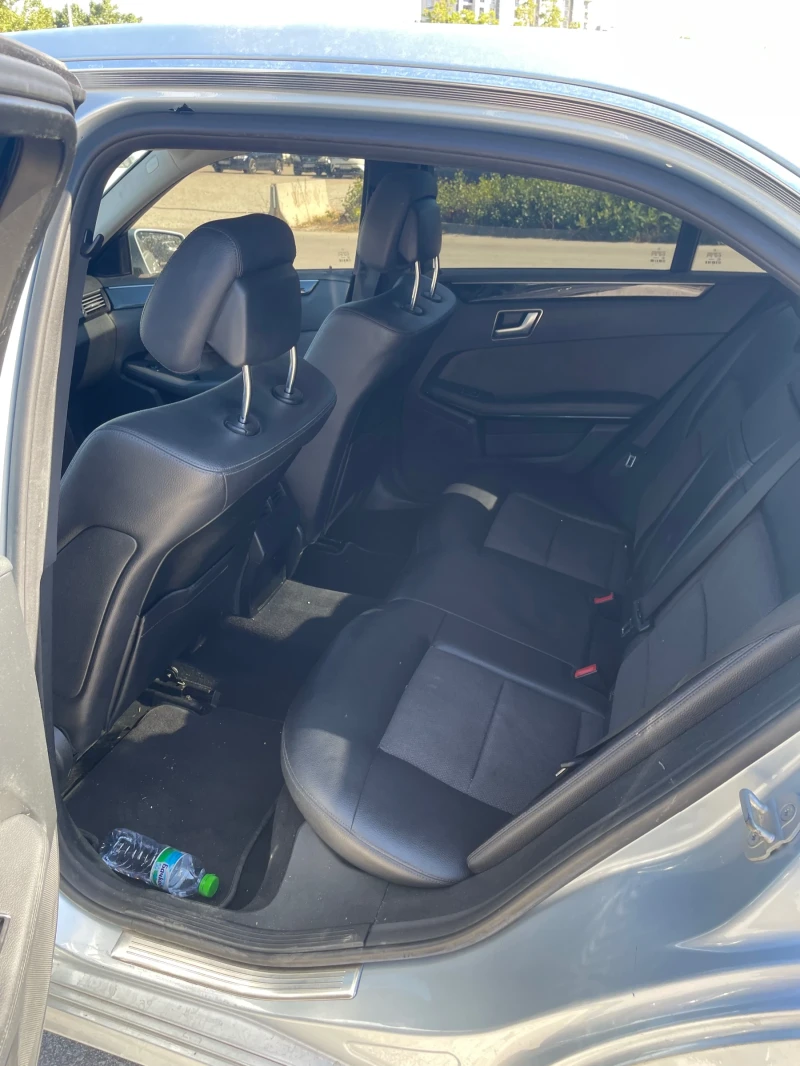 Mercedes-Benz E 300, снимка 9 - Автомобили и джипове - 52727827