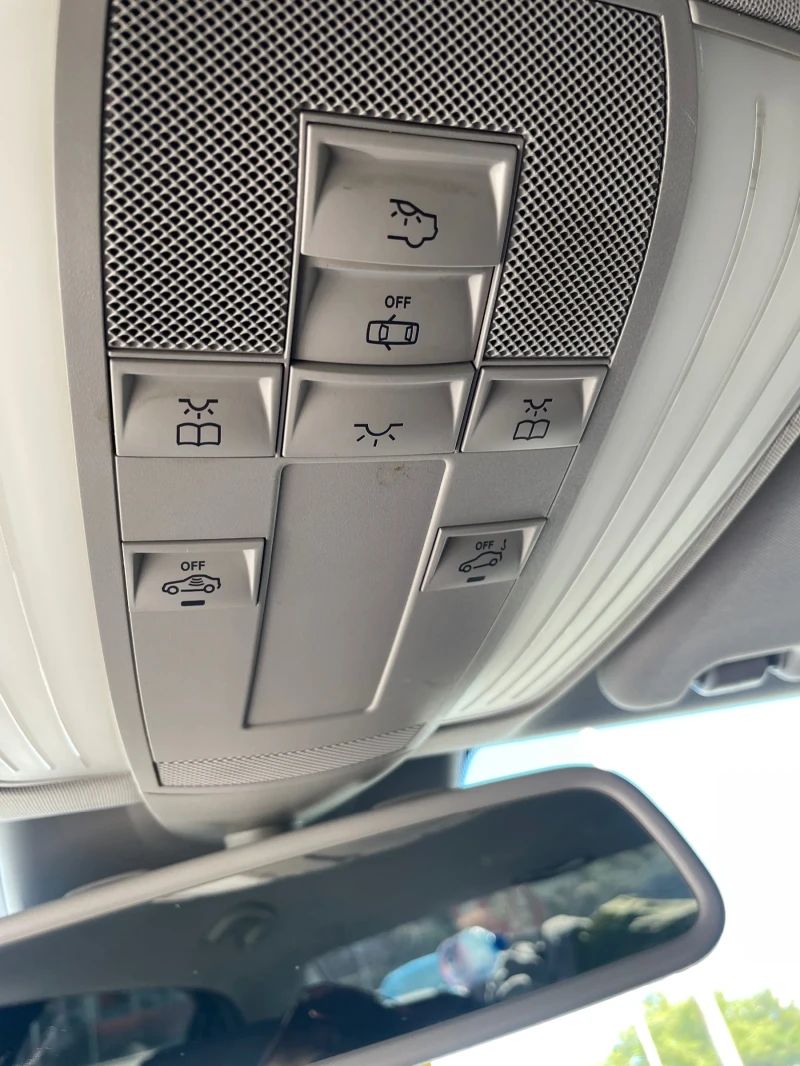 Mercedes-Benz E 300, снимка 10 - Автомобили и джипове - 52727827