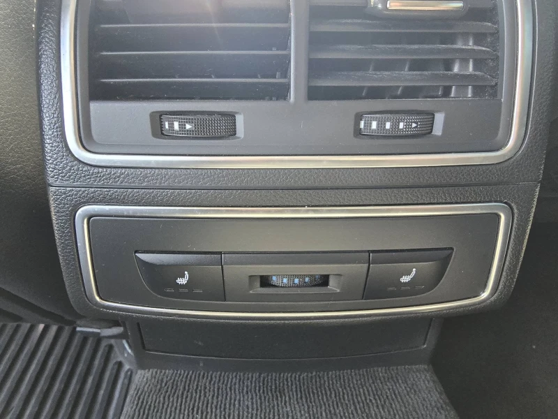 Audi A7 3.0TFSI, снимка 11 - Автомобили и джипове - 52086894