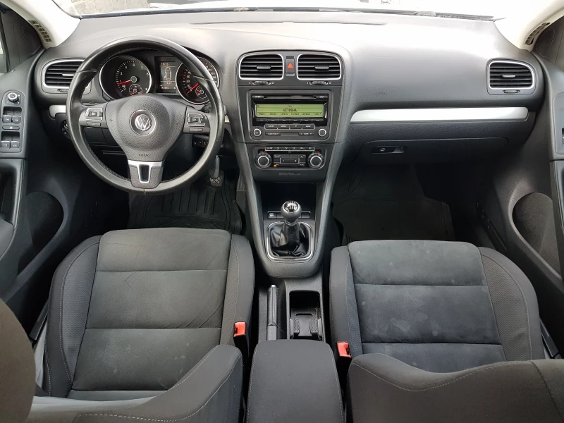 VW Golf 1.4 бензин - 122 к.с. EURO 5A ЛИЗИНГ, снимка 10 - Автомобили и джипове - 52129896