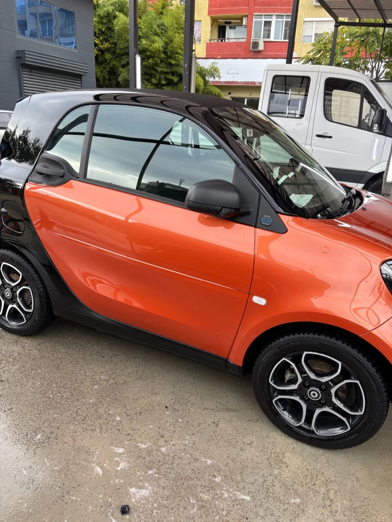 Smart Fortwo, снимка 3 - Автомобили и джипове - 52204216