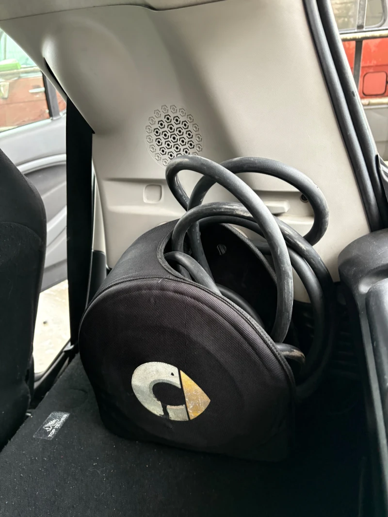 Smart Fortwo, снимка 7 - Автомобили и джипове - 52204216