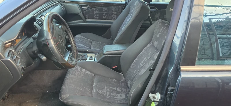 Mercedes-Benz E 290 2.9 TDI климатроник , снимка 5 - Автомобили и джипове - 52636472