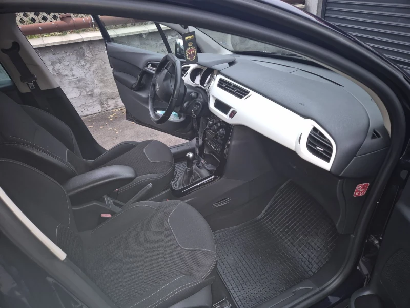 Citroen C3, снимка 7 - Автомобили и джипове - 52920656