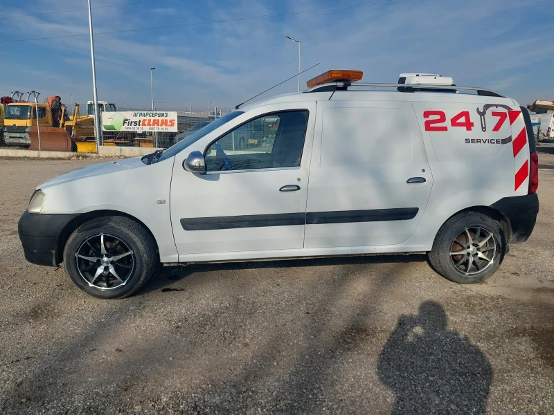 Dacia Logan 1.5, снимка 3 - Автомобили и джипове - 53021849