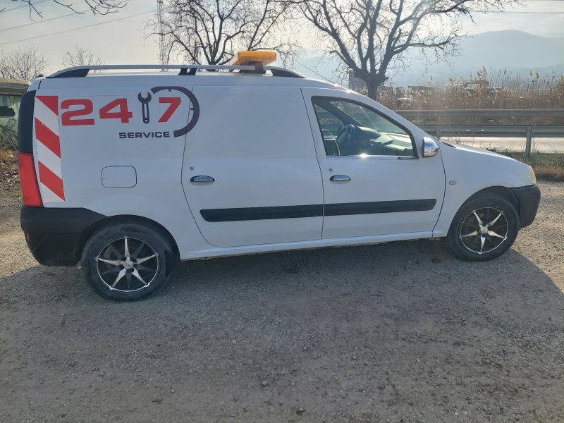 Dacia Logan 1.5, снимка 4 - Автомобили и джипове - 53021849