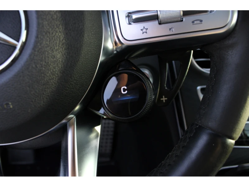 Mercedes-Benz C 43 AMG AMG Pack* 4Matic* PANO* FULL* Blind Spot* Keyless*, снимка 12 - Автомобили и джипове - 53048051