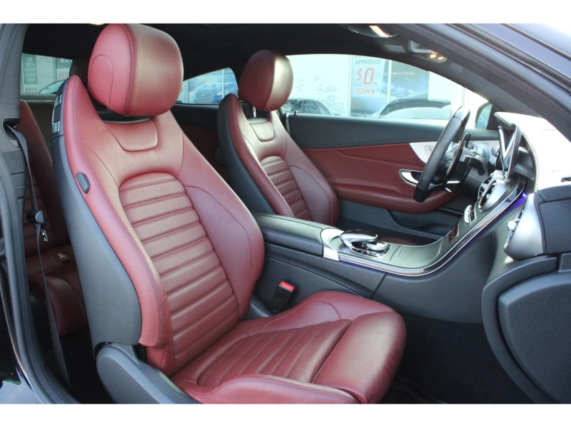 Mercedes-Benz C 43 AMG AMG Pack* 4Matic* PANO* FULL* Blind Spot* Keyless*, снимка 17 - Автомобили и джипове - 53048051