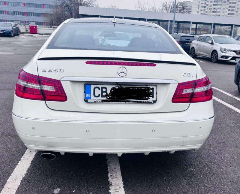 Mercedes-Benz E 250, снимка 2 - Автомобили и джипове - 53203028