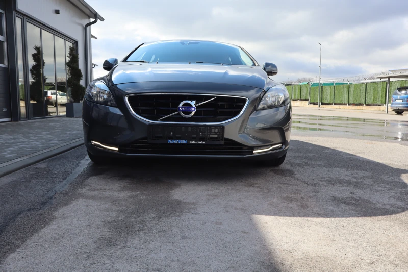 Volvo V40 1.6D* TOP* D2, снимка 2 - Автомобили и джипове - 53522362