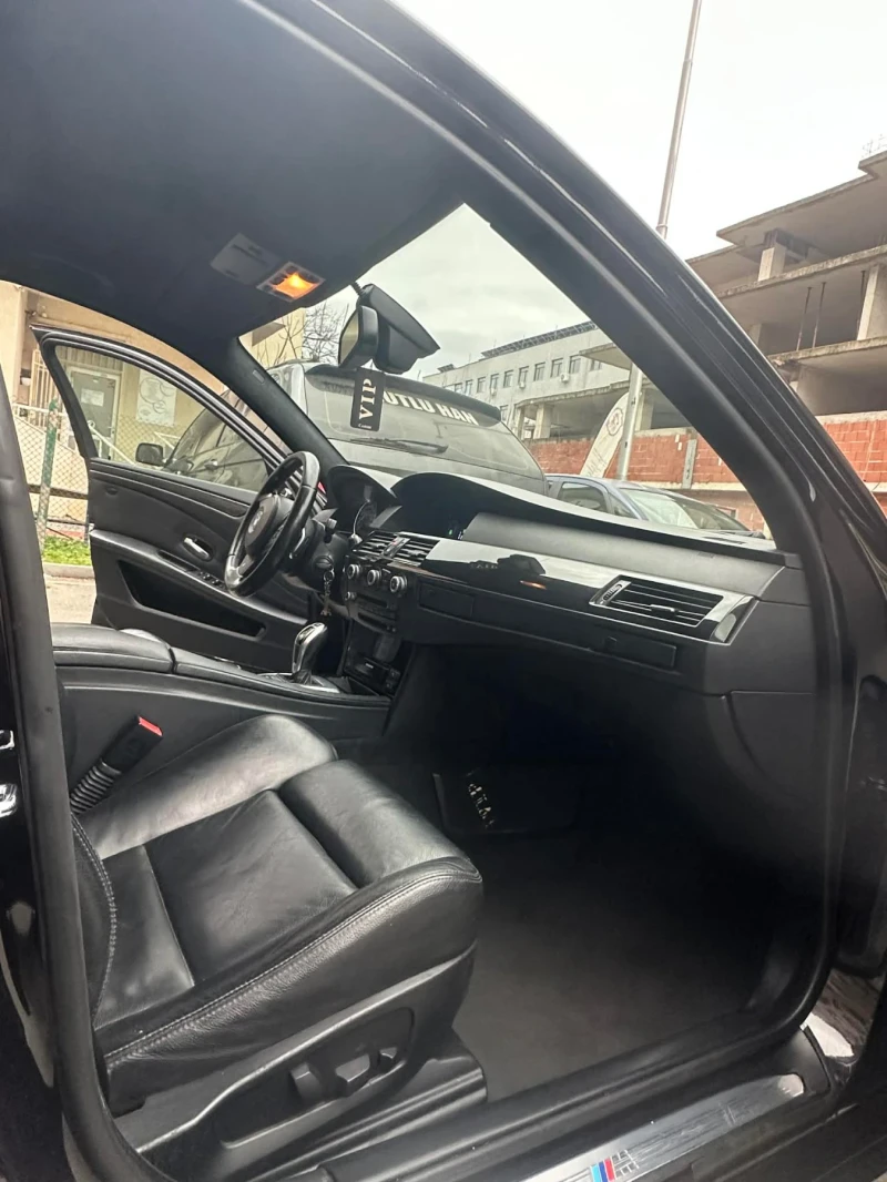 BMW 530, снимка 9 - Автомобили и джипове - 53565759