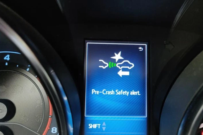 Toyota Auris, снимка 7 - Автомобили и джипове - 54115809