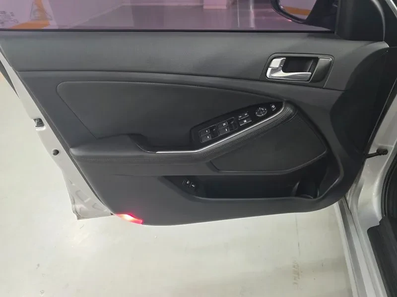 Kia K5 2.0 | Mobile.bg � ����������� 7