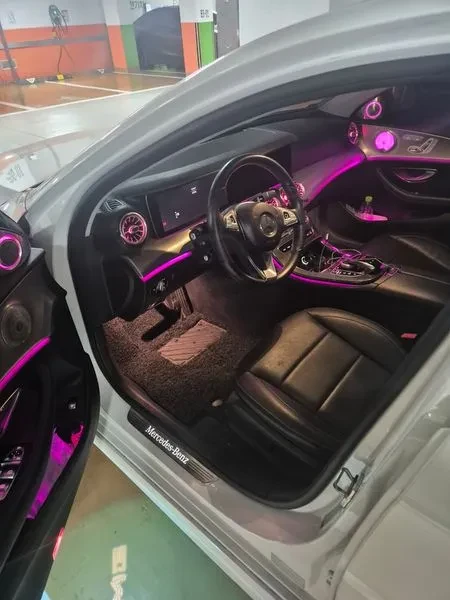 Mercedes-Benz E 200, снимка 5 - Автомобили и джипове - 54822781