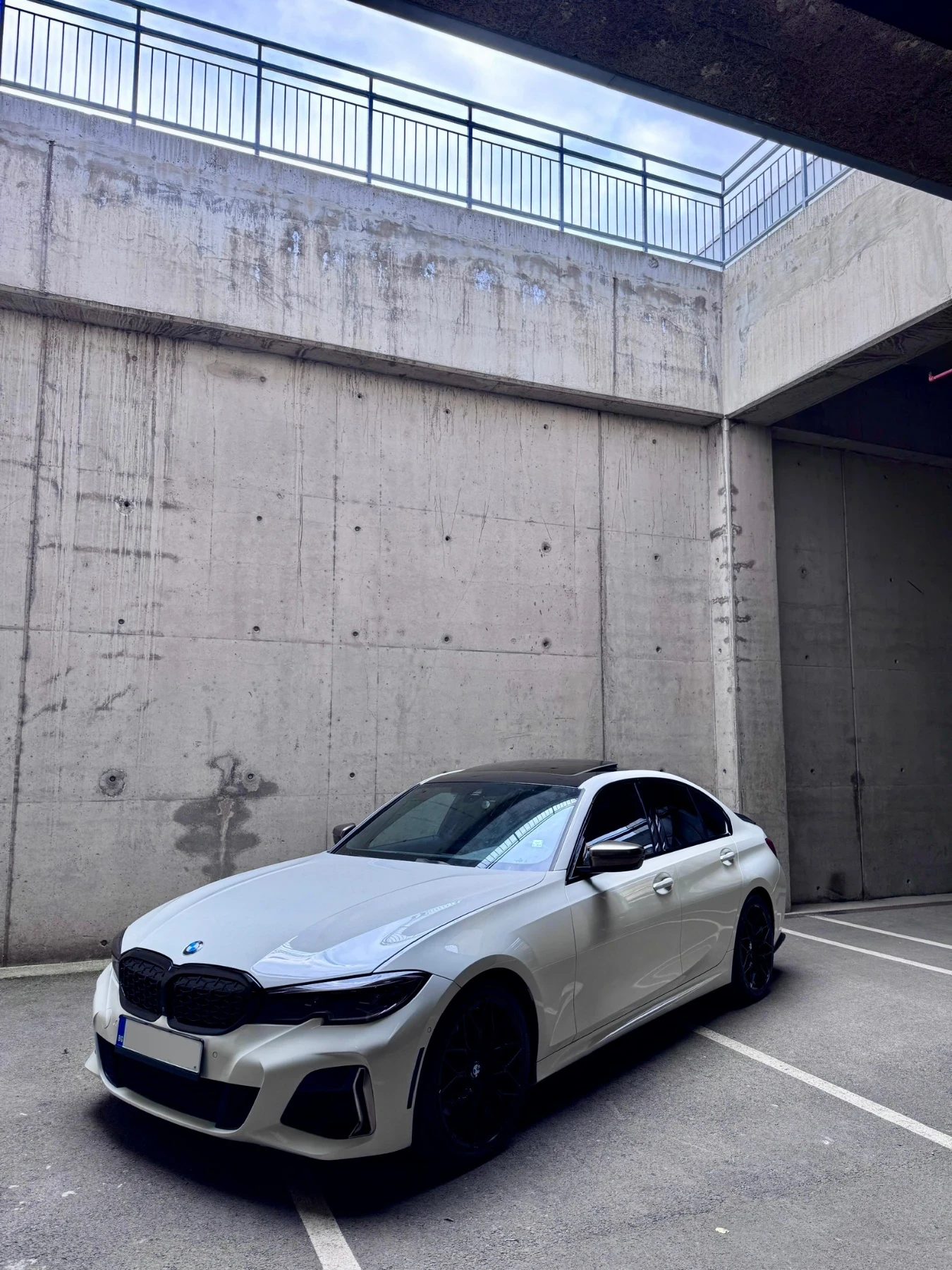 BMW 340 M340i ОБСЛУЖЕНА , снимка 1