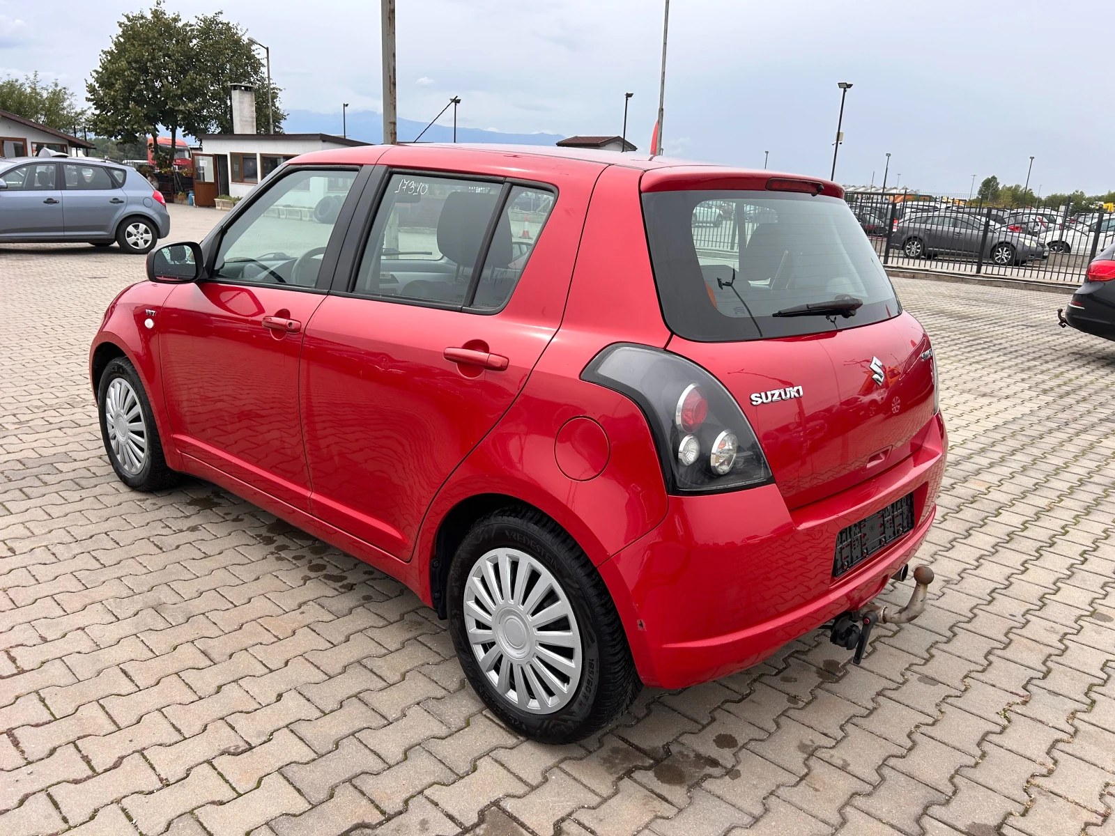 Suzuki Swift 1.5i EURO 4 - изображение 8