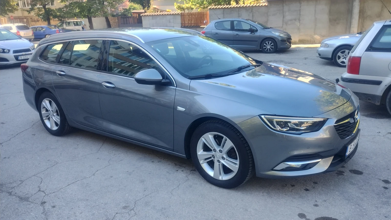 Opel Insignia Sports Tourer 1.6 - 2019  - изображение 6