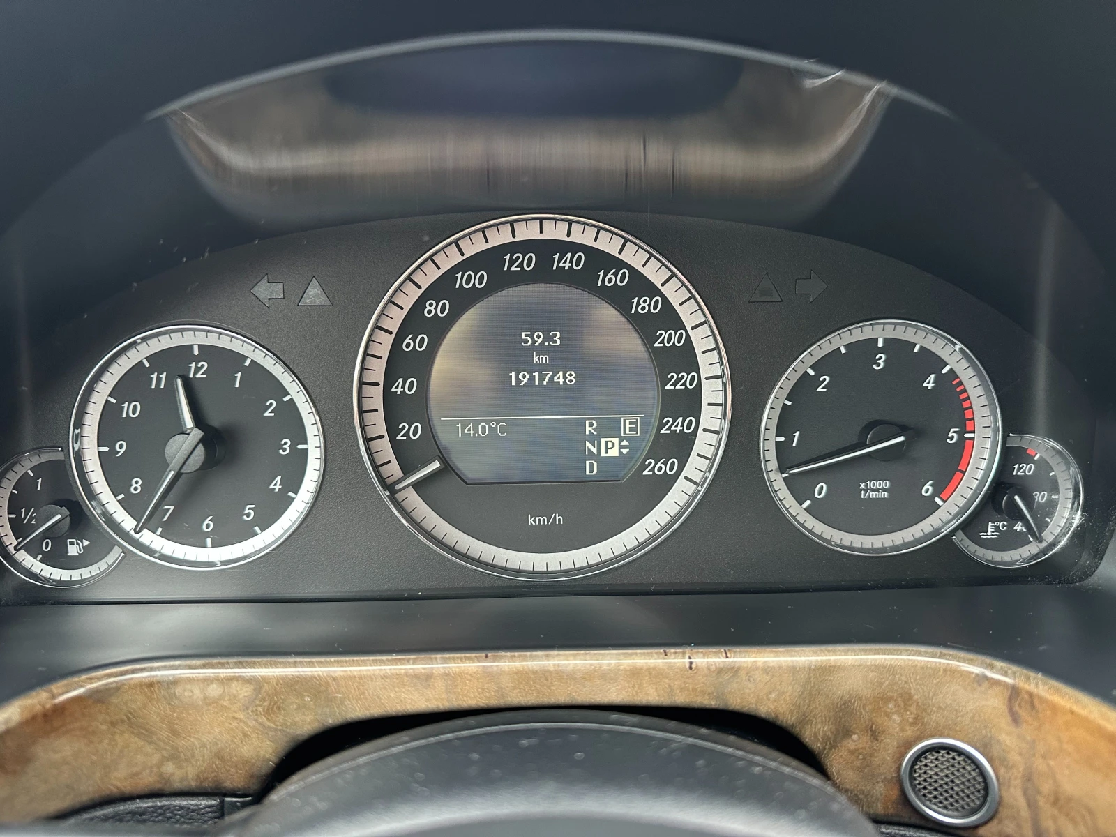 Mercedes-Benz E 350 3.0d 231 .. 4matic | Mobile.bg   14