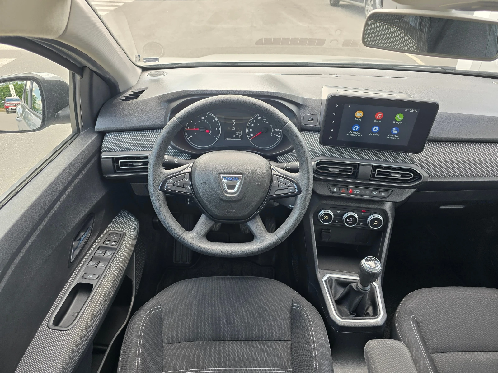 Dacia Logan 1.0 Tce LPG - изображение 10
