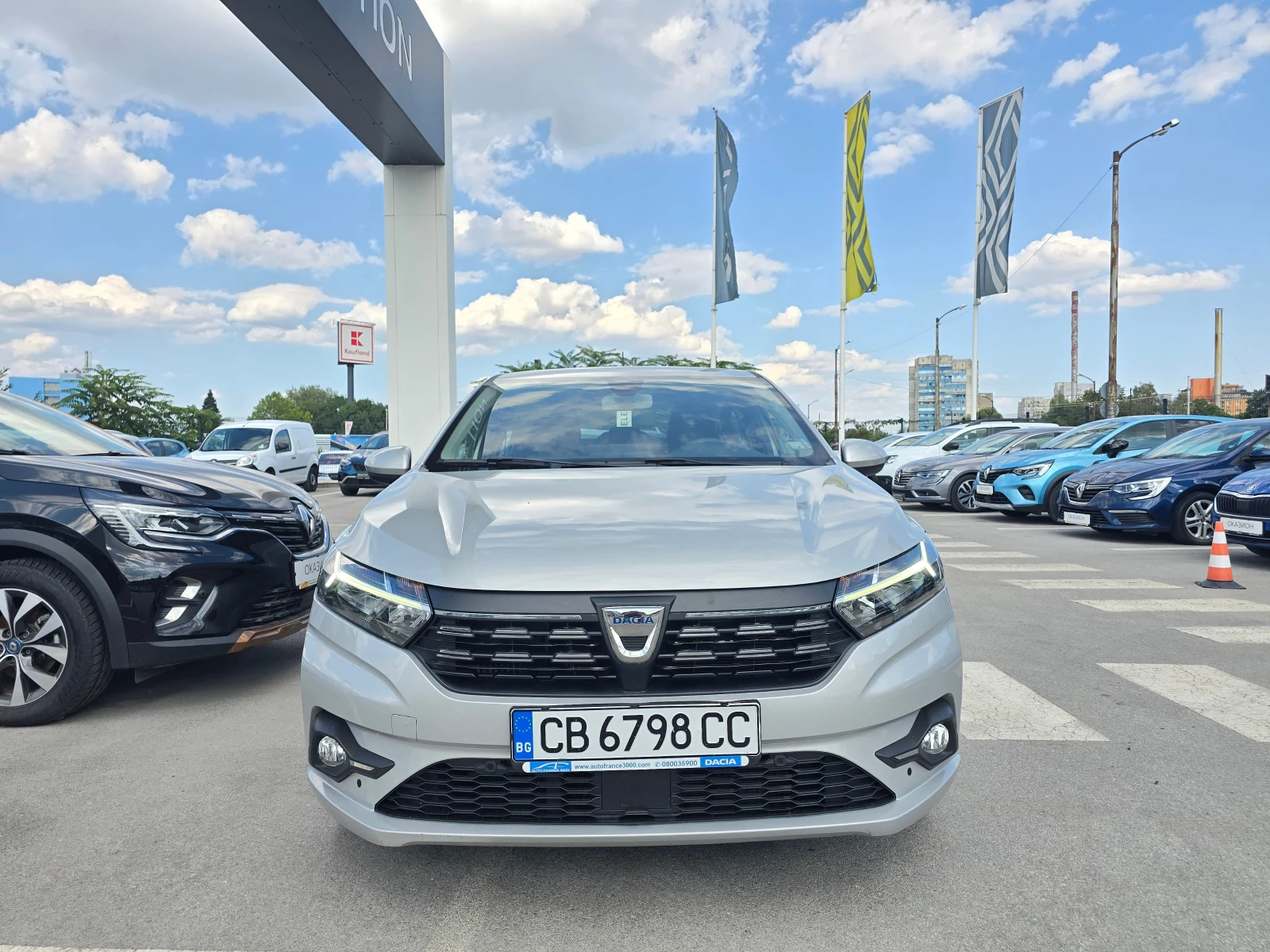 Dacia Logan 1.0 Tce LPG - изображение 2