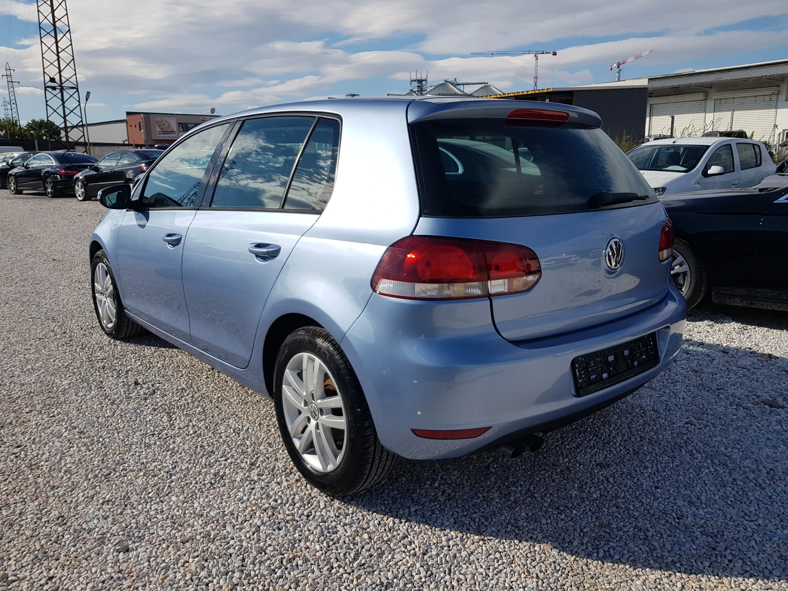 VW Golf 1.4 бензин - 122 к.с. EURO 5A ЛИЗИНГ - изображение 6