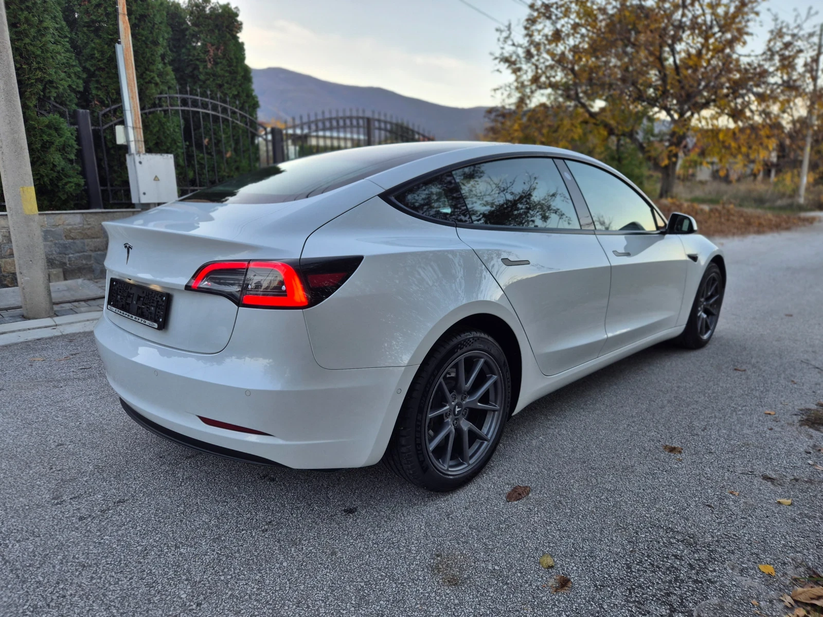 Tesla Model 3 Standard range/62000/12.21 | Mobile.bg   4