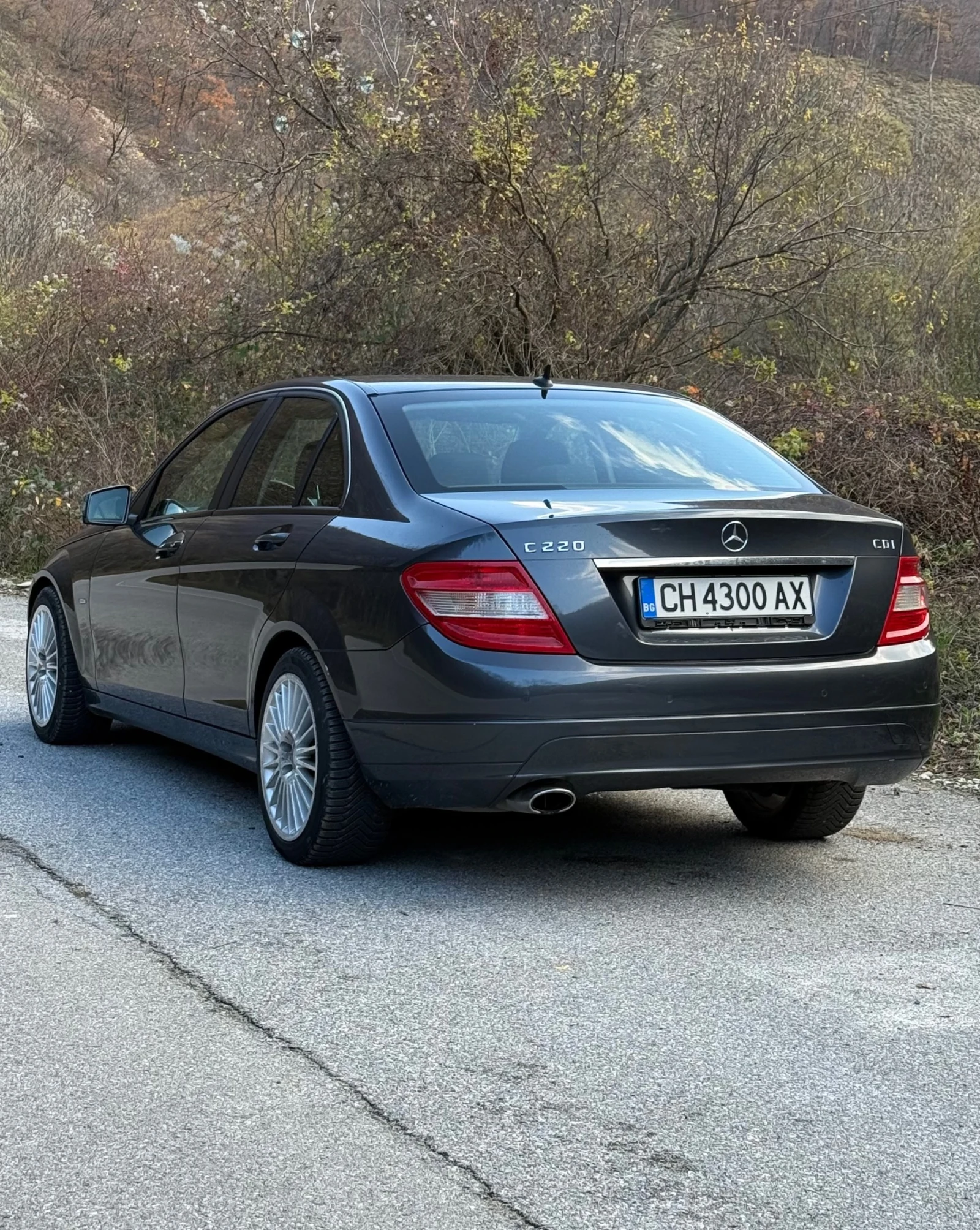 Mercedes-Benz C 220  - изображение 8