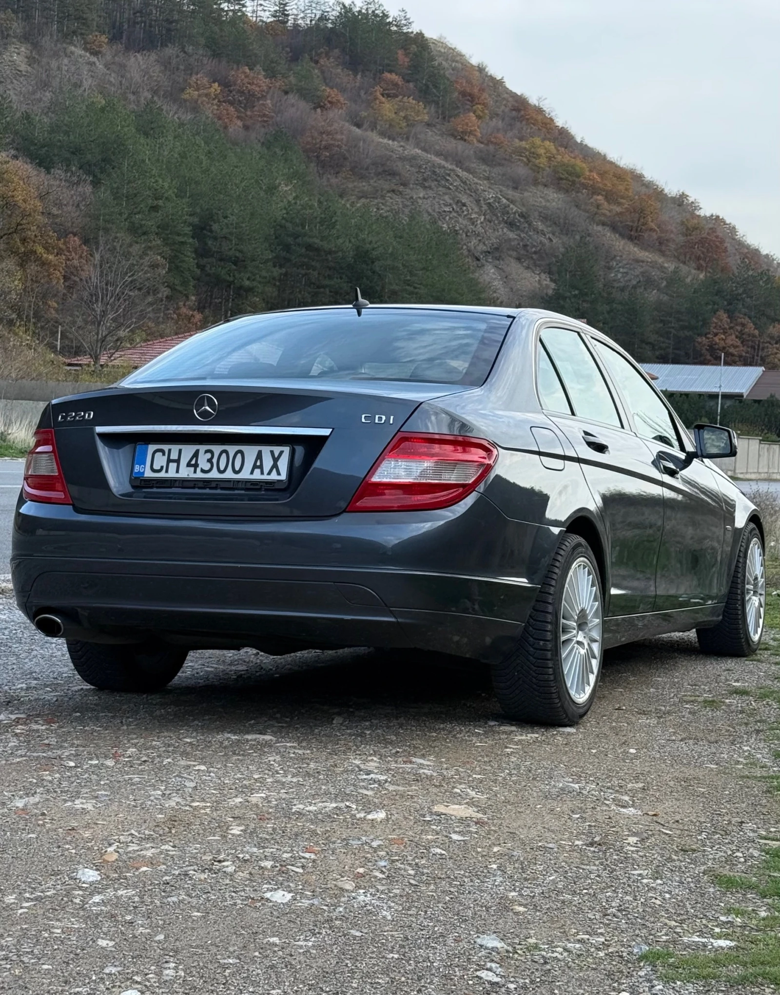 Mercedes-Benz C 220  - изображение 5