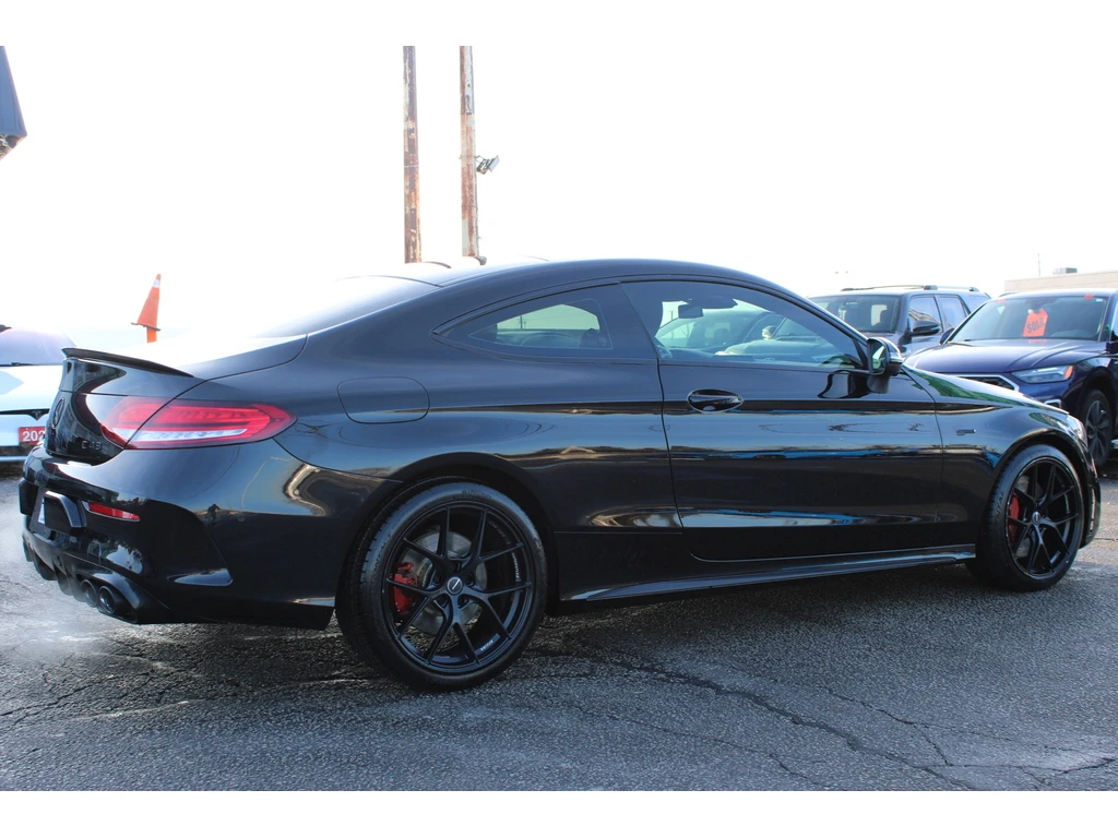 Mercedes-Benz C 43 AMG AMG Pack* 4Matic* PANO* FULL* Blind Spot* Keyless* - изображение 3