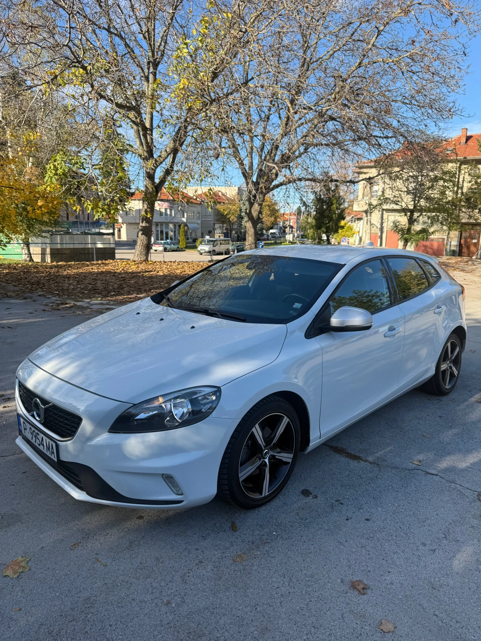Volvo V40 R - design - изображение 7