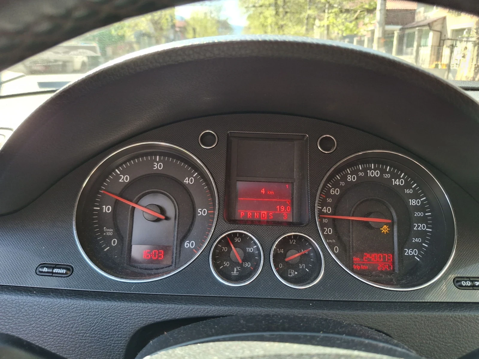 VW Passat, снимка 9 - Автомобили и джипове - 53804150