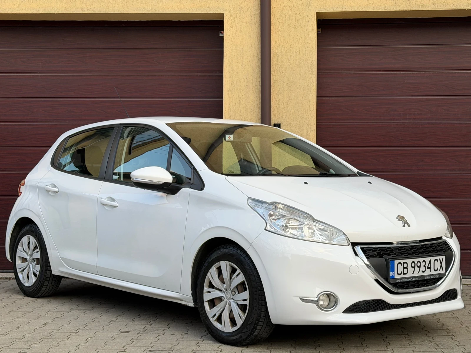 Peugeot 208 1.4d-68ps-206хил.км, снимка 2 - Автомобили и джипове - 53863648