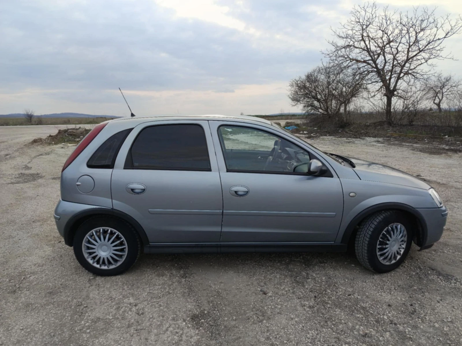 Opel Corsa 1, 2, снимка 4 - Автомобили и джипове - 54007308