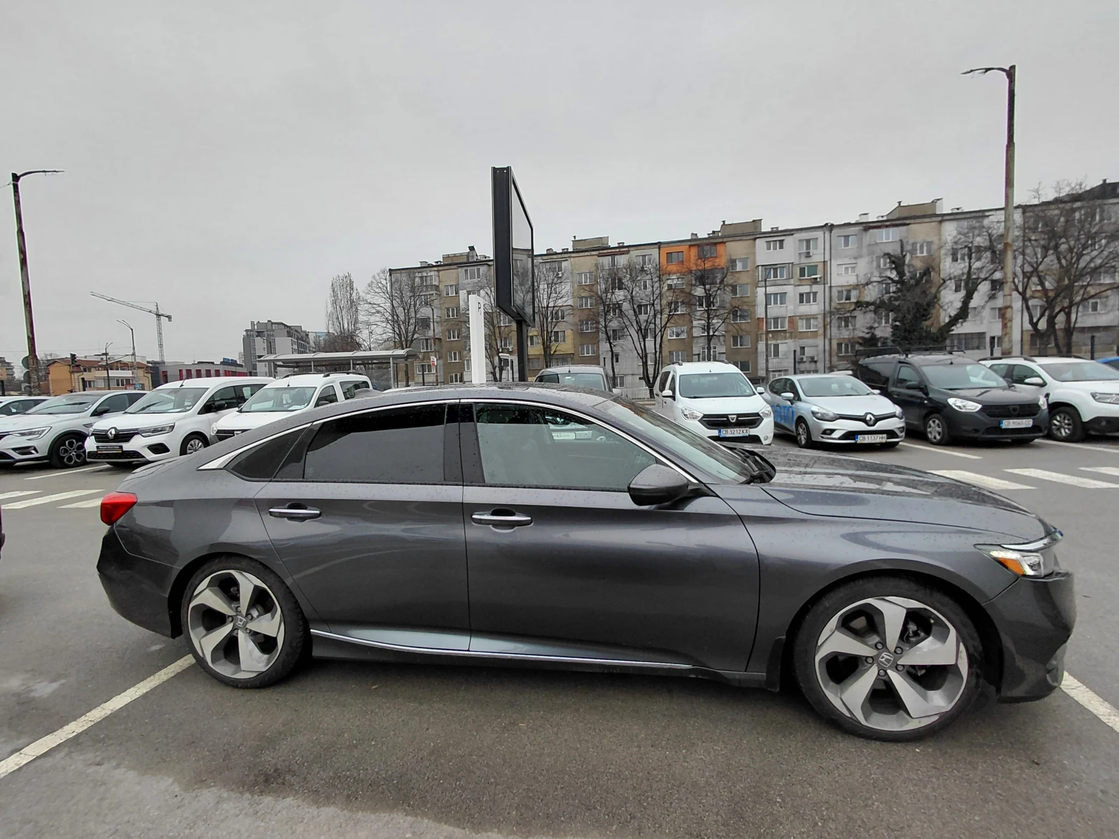 Honda Accord 1.5 VVT-i/194к.с, снимка 8 - Автомобили и джипове - 54049779