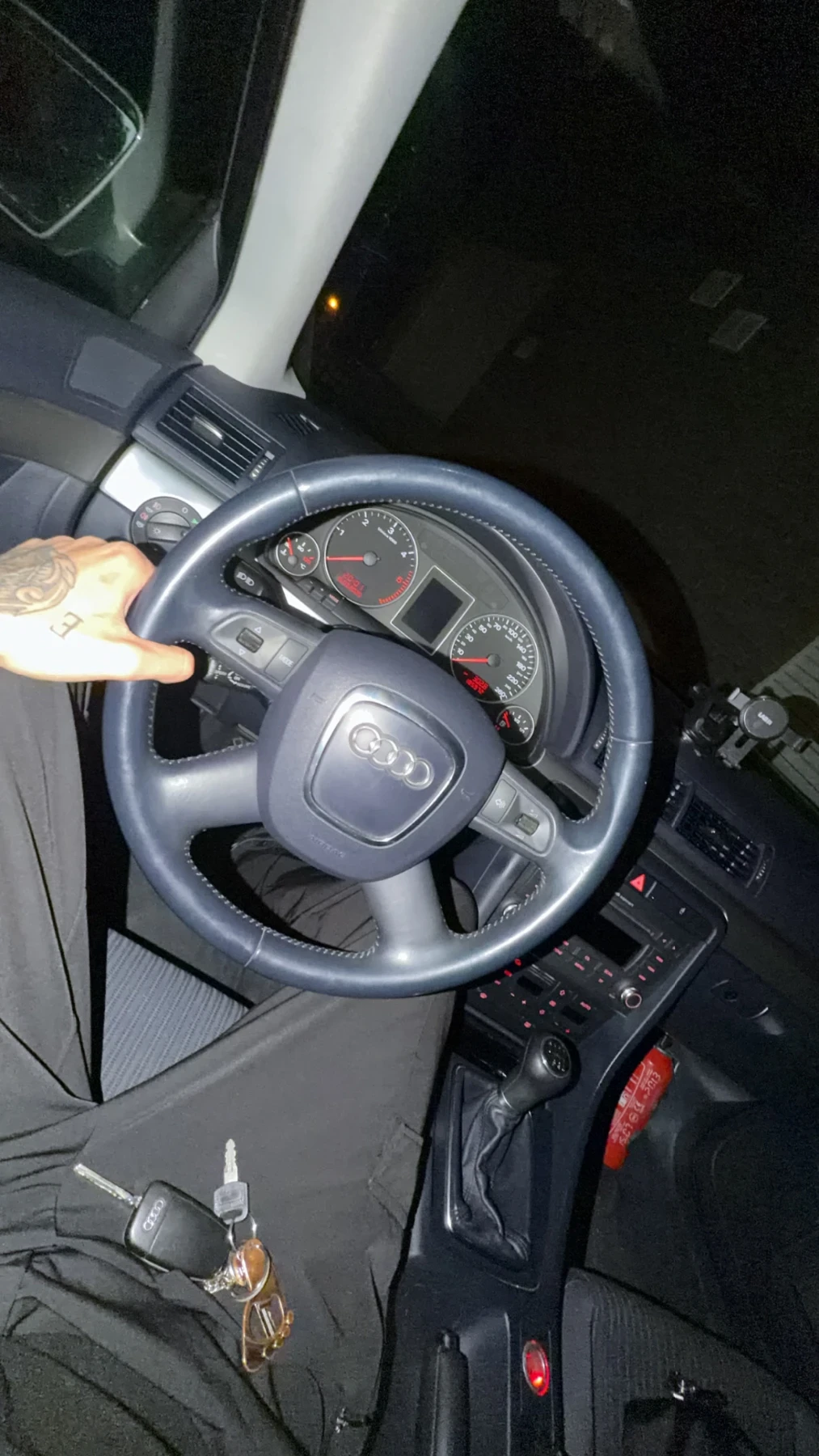 Audi A4, снимка 6 - Автомобили и джипове - 54138154