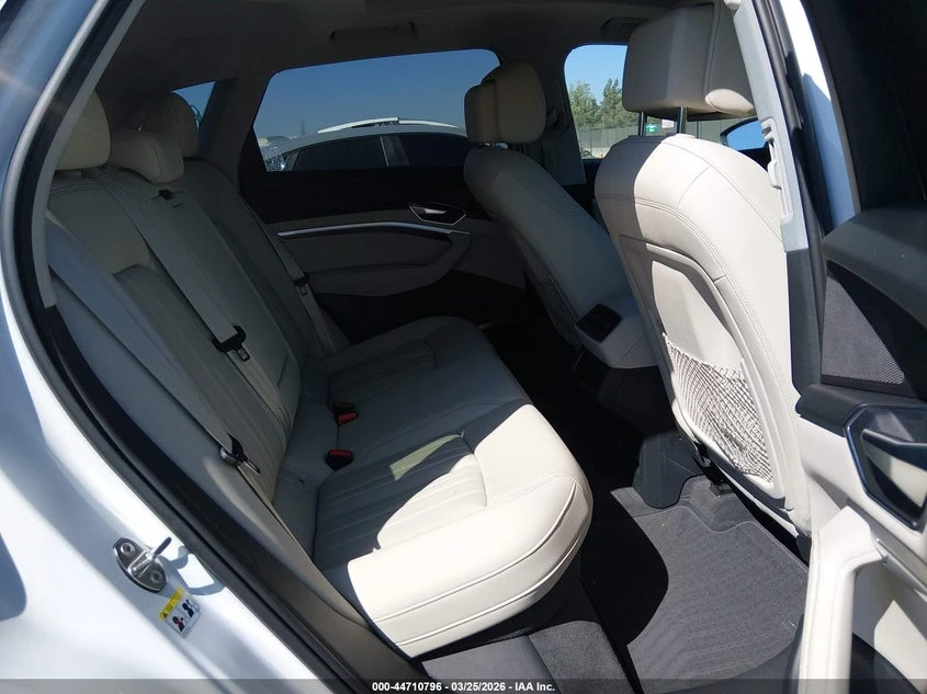 Audi E-Tron Premium Plus quattro | Mobile.bg � ����������� 8