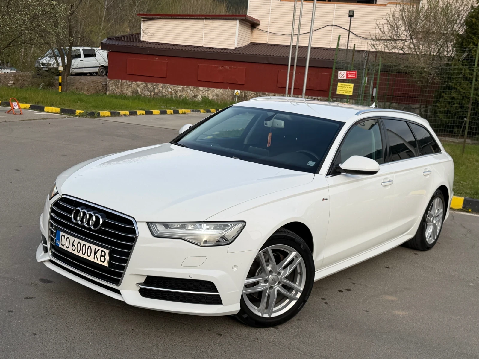 Audi A6 Matrix/S-Line/Много запазено!, снимка 3 - Автомобили и джипове - 54184026