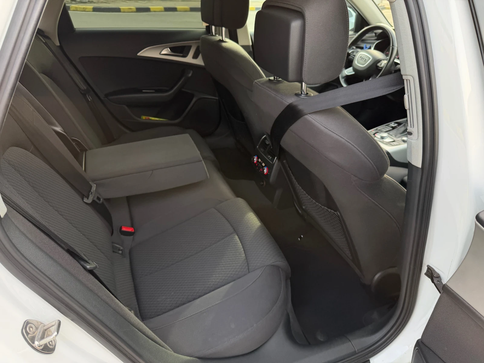 Audi A6 Matrix/S-Line/Много запазено!, снимка 13 - Автомобили и джипове - 54184026