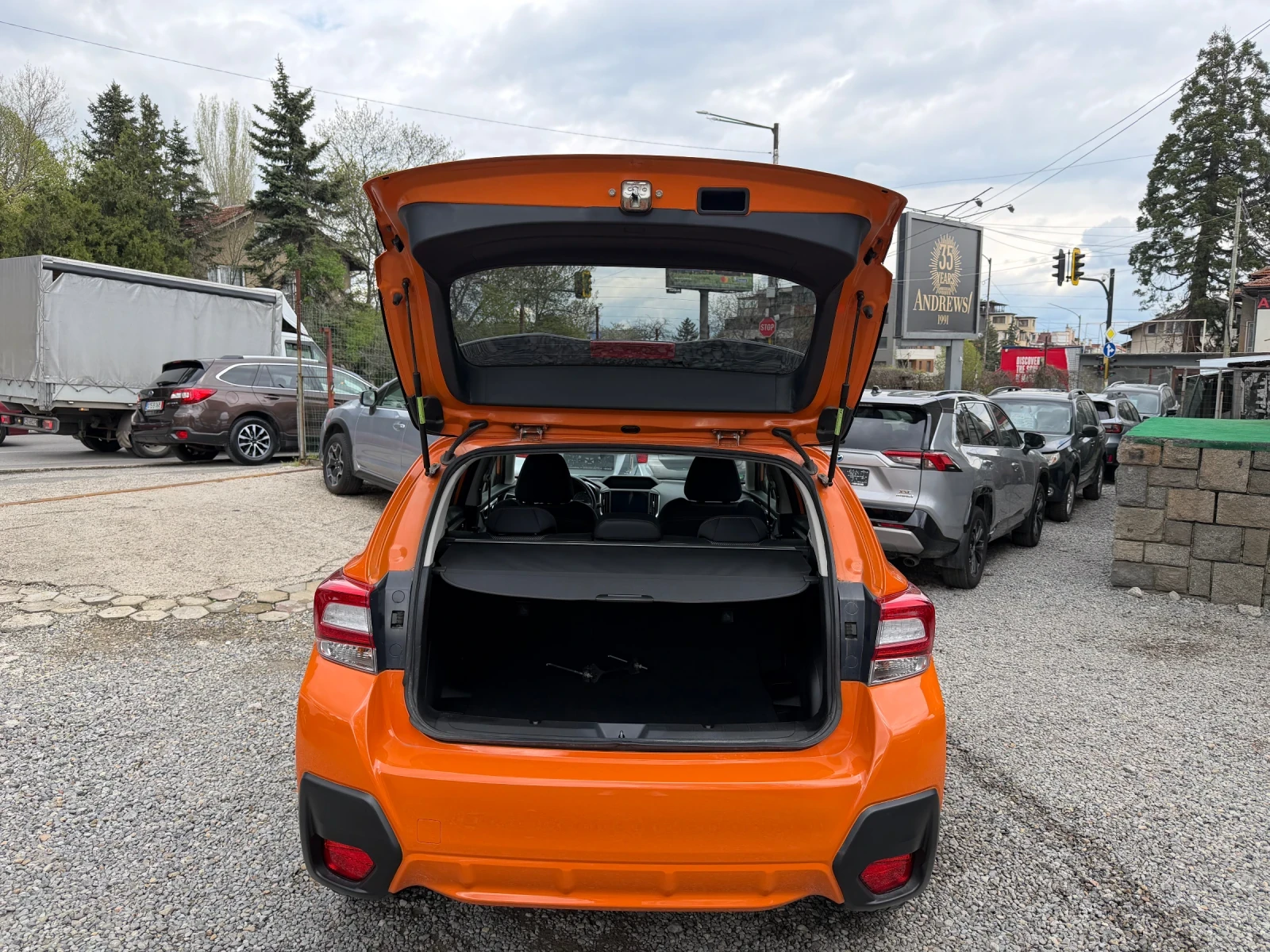 Subaru XV 2.0 EXECUTIVE , снимка 15 - Автомобили и джипове - 54285548