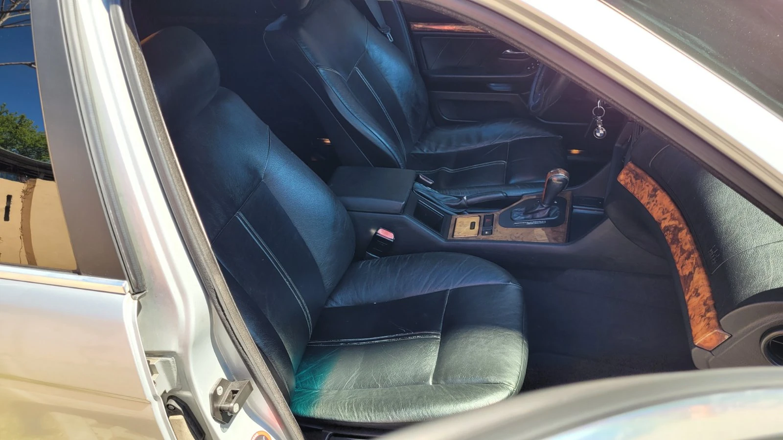 BMW 530 193кс Автоматик, снимка 14 - Автомобили и джипове - 54317544