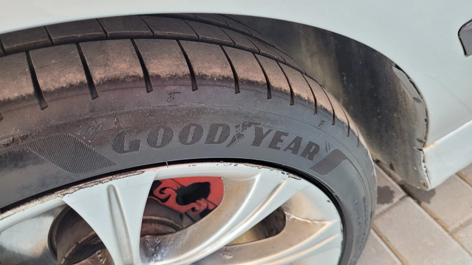 BMW 530 193кс Автоматик, снимка 9 - Автомобили и джипове - 54317544