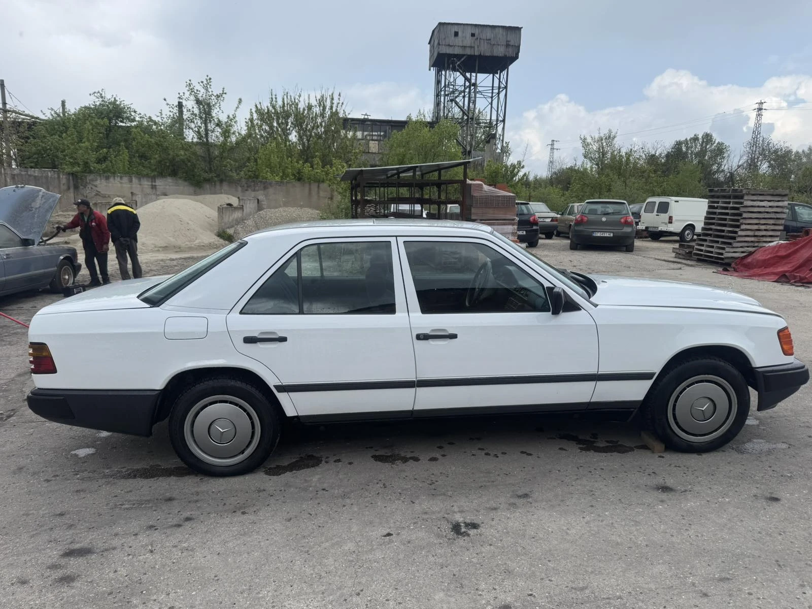 Mercedes-Benz 124, снимка 4 - Автомобили и джипове - 54364049