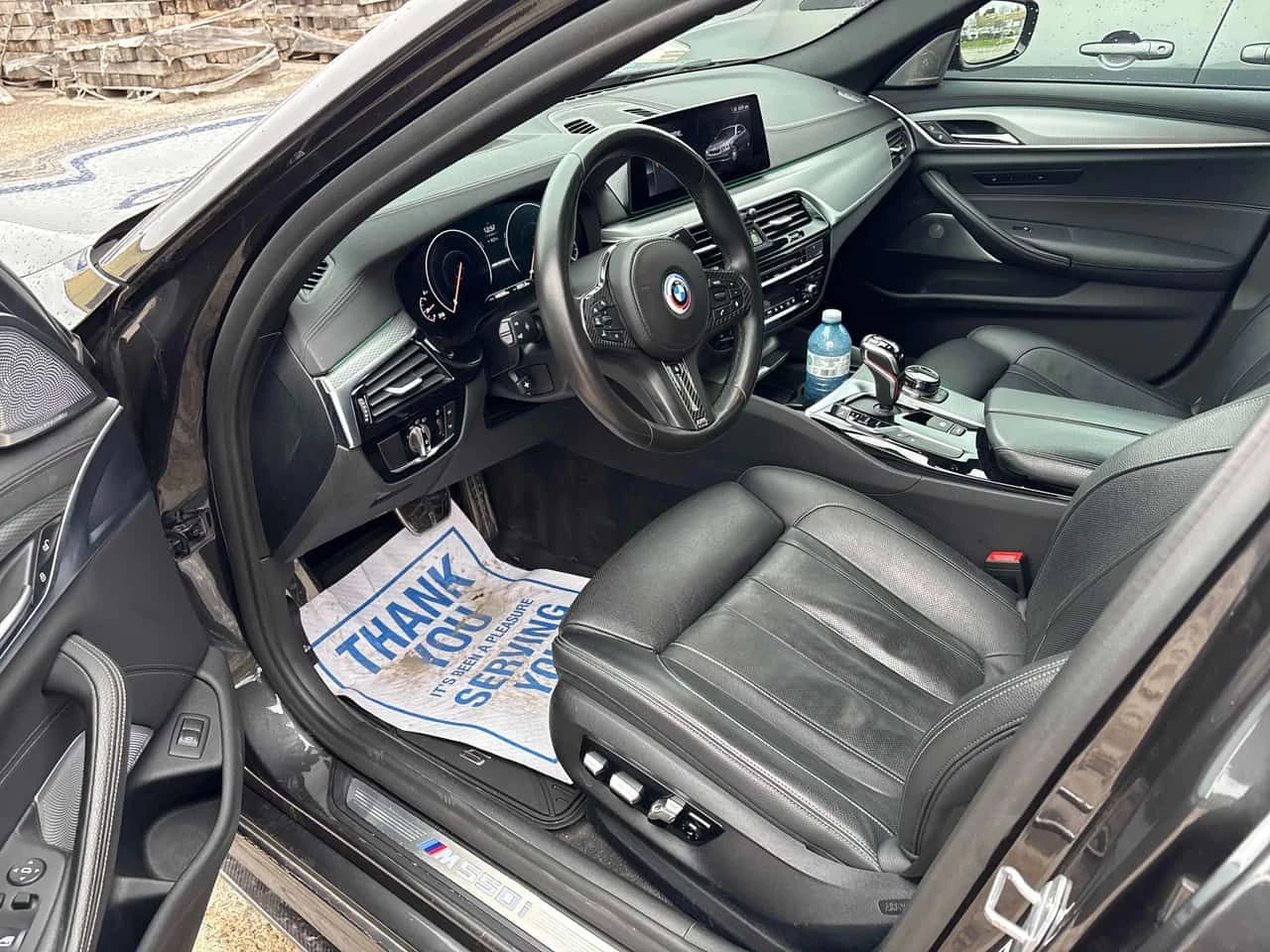 BMW 550 M550i xDrive  CARFAX, снимка 5 - Автомобили и джипове - 54369869
