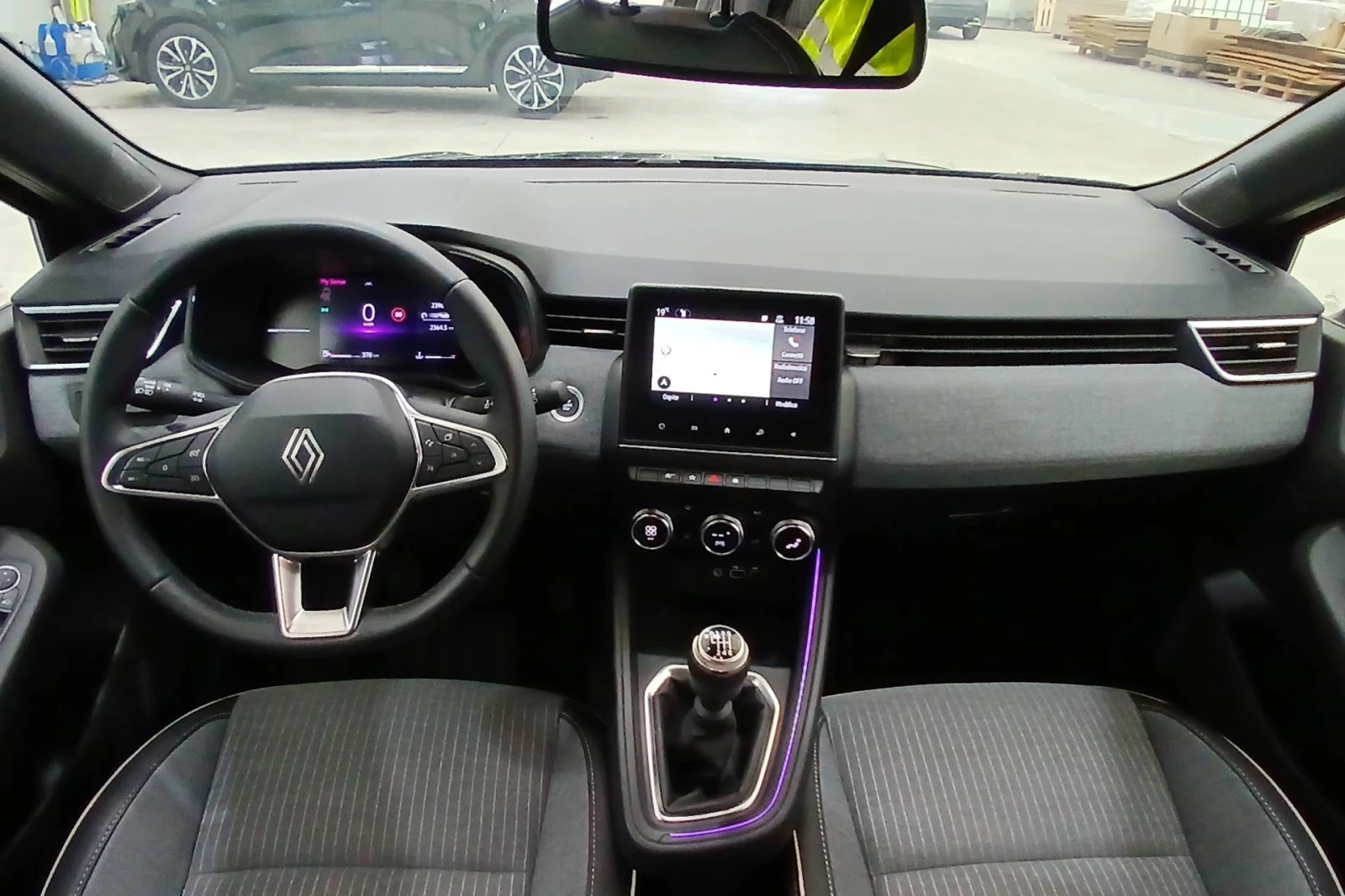Renault Clio Techno | Mobile.bg � ����������� 10