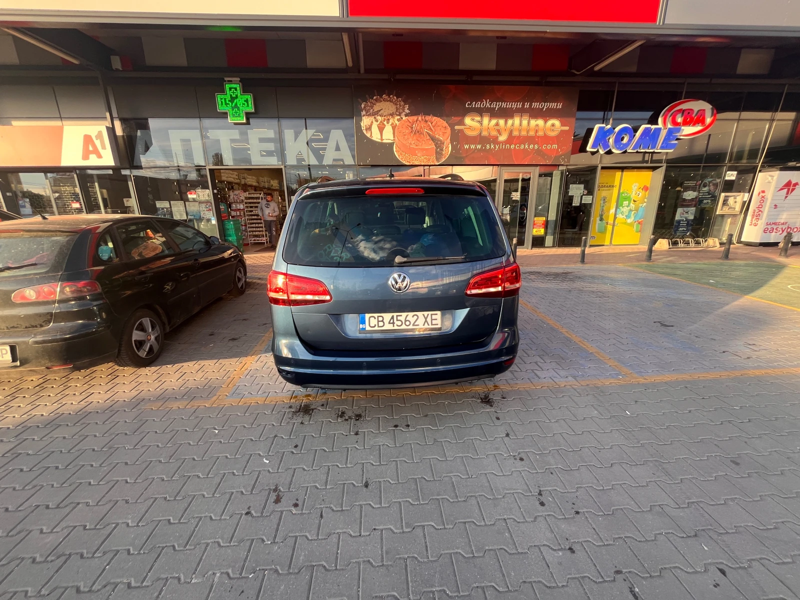 VW Sharan, снимка 8 - Автомобили и джипове - 54571609