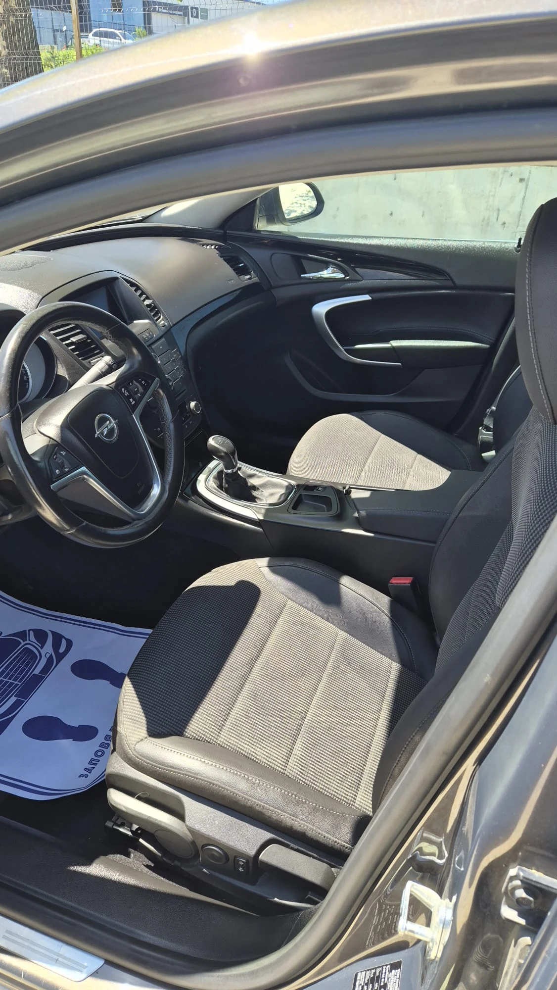 Opel Insignia 2.0 CDTI Navi Cosmo, снимка 10 - Автомобили и джипове - 54564309