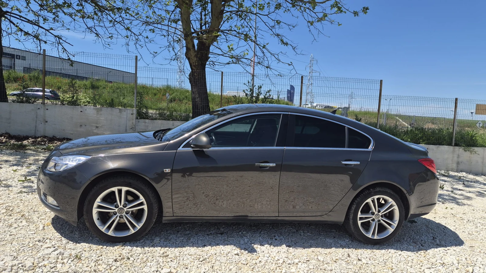 Opel Insignia 2.0 CDTI Navi Cosmo, снимка 4 - Автомобили и джипове - 54564309